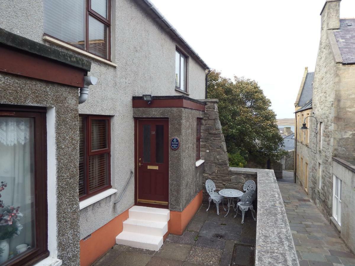 Villa 16 Mounthooly Street Lerwick Exterior foto